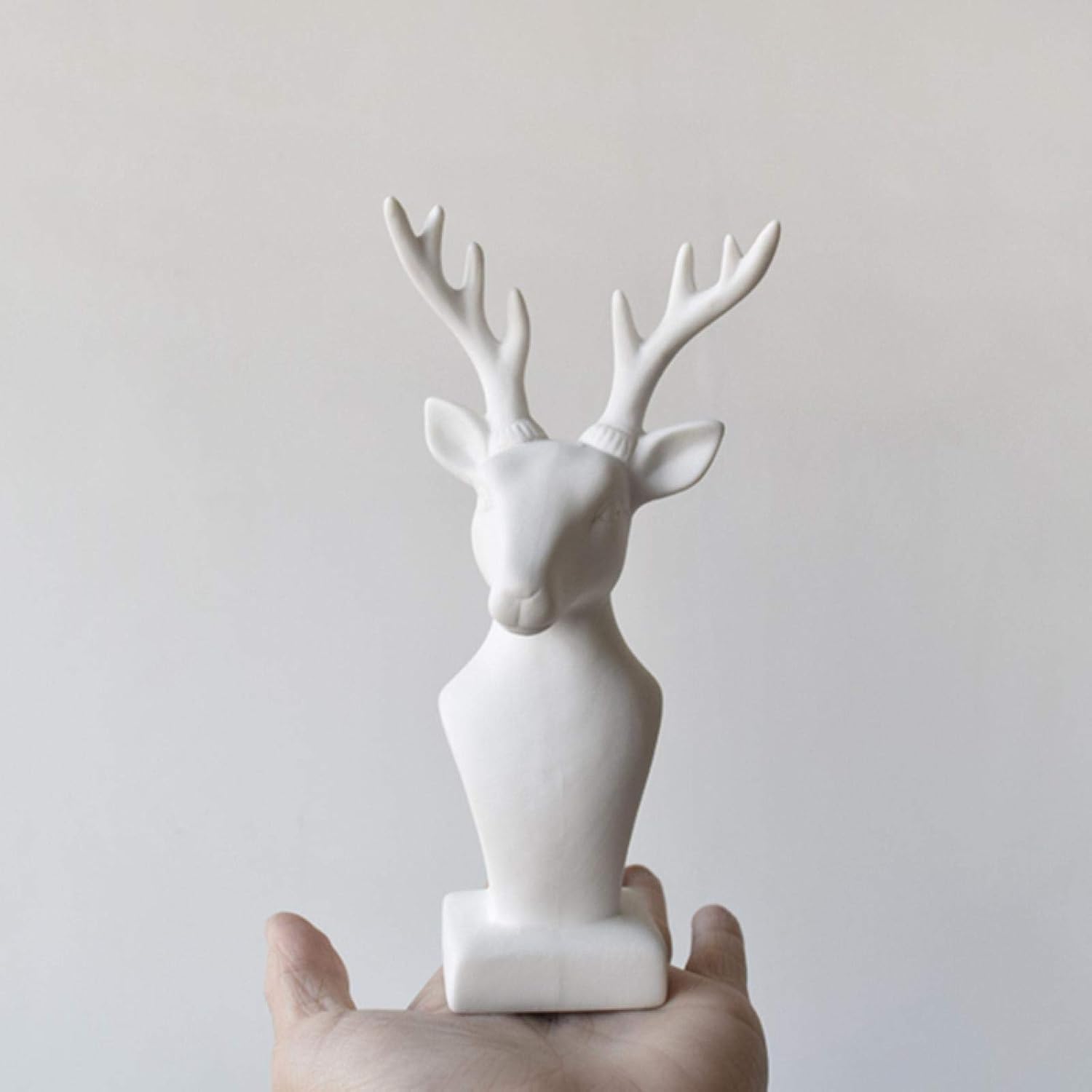 Figurka na prezenty ślubne wystrój biura domowego, małe posągi do dekoracji w domu, 18 cm statuetka głowy jelenia biała ceramiczna figurka renifera zwierzę łoś rzeźba ozdoba