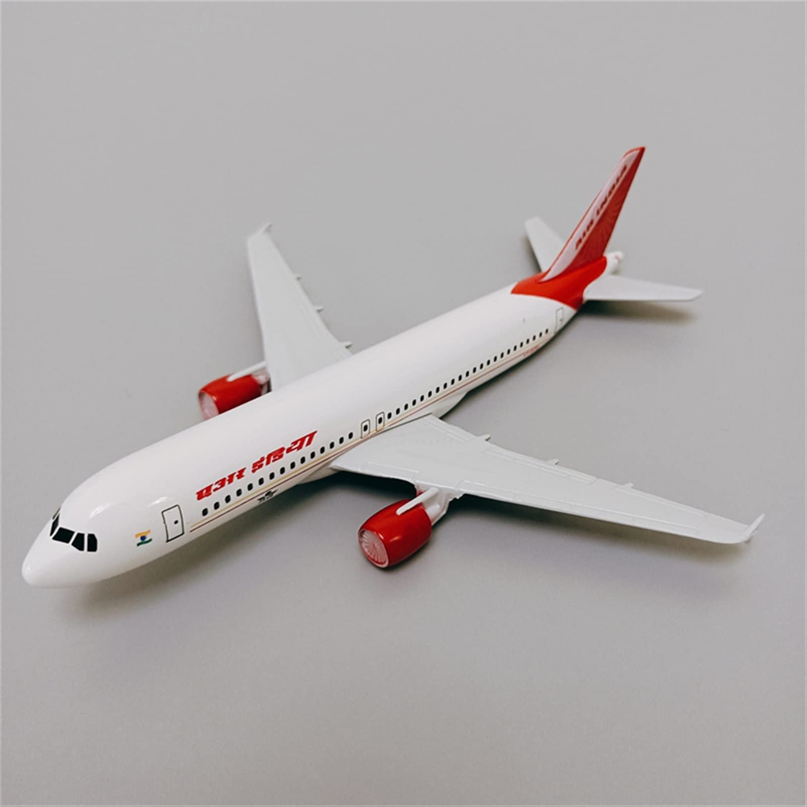 Avion de Moulage sous Pression pour: Alliage métal Air Russie sibérie S7 RU Airbus 320 A320 modèle d'avion de Compagnie aérienne modèle d'affichage Statique collecter