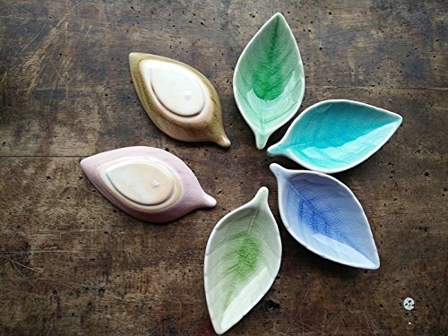 Astra Gourmet Set Of 6 Multipurpose Mini Ceramic Seasoning Dishes/Appetizer Plates/Multicolor Leaf Shape Porcelain Saucers Dipping Bowls Set For Vinegar/Soy Sauce/Wasabi(Random Mixed Color) #TOP1