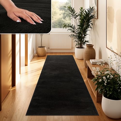 Paco Home Moderner Kuscheliger Wohnzimmer Teppich Kurzflor waschbar flauschig Weich Einfarbig Felloptik zeitlos stilvoll rutschfest pflegeleicht, Grösse:80x300 cm, Farbe:Schwarz Paco Home Moderner Kuscheliger Wohnzimmer Teppich Kurzflor waschbar flauschig Weich Einfarbig Felloptik zeitlos stilvoll rutschfest pflegeleicht, Grösse:80x300 cm, Farbe:Schwarz