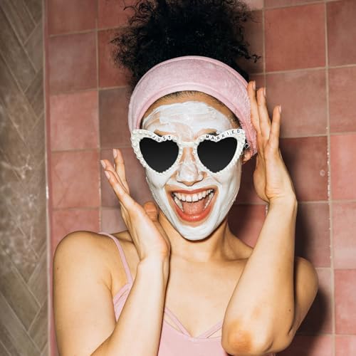 Bachelorette Party Bride Sunglasses, Just Married White Hear Shaped Pearl Glasses for Women Bride to Be Party Gift Supplies3