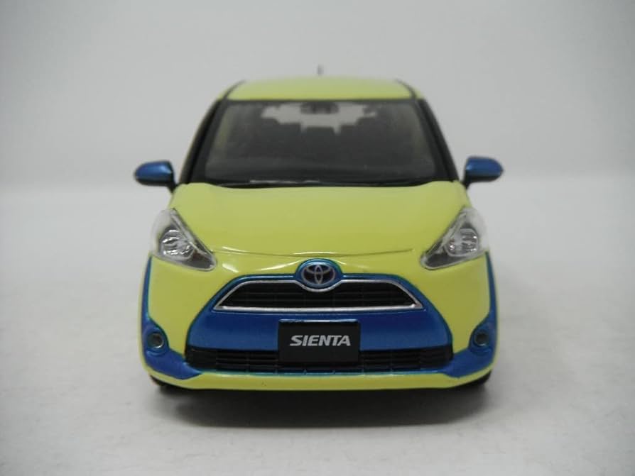 トヨタ Sienta カラーサンプル ミニカー エアーイエロー トヨタ シエンタ 後期 1/30 カラーサンプル エアーイエロー