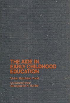 Hardcover The aide in early childhood education Book