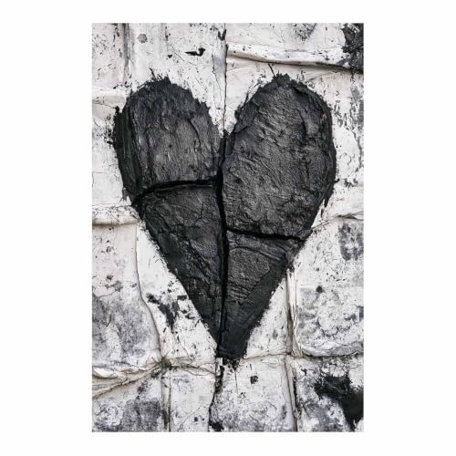 Tableau toile decoration murale cœur fendu pour moderniser une pièce sans se ruiner