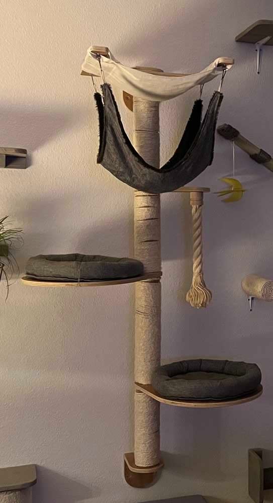 Kerbl Pet Wandkrabpaal Dinari, 45x45x177cm, bruin/wit