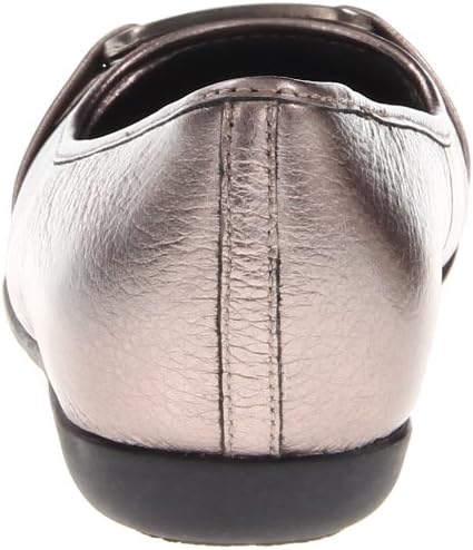 Trotters Women's Sizzle Signature Ballet Flat,Metallic Pewter,7.5 SS US | Image 2