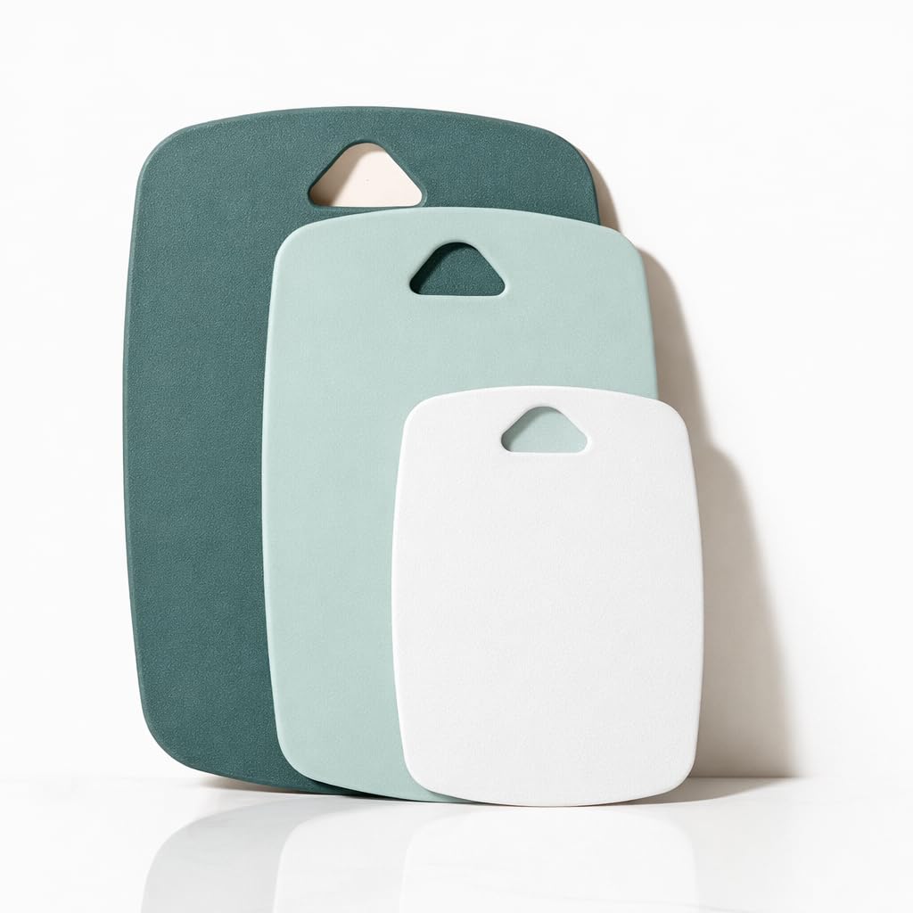 YELONA Durable Kitchen Cutting Board Set of 3, BPA Free, Large Dishwasher Safe Reversible Plastic Boards, Nonslip Handle and Border, Chopping Food, Cooking, Mint