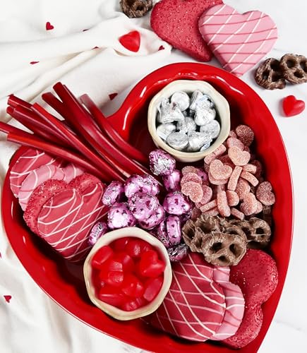 Image of USA Pan Global Bakeware Red Heart Cake Pan