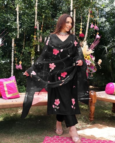 Image of GoSriKi Women's Rayon Blend Printed Straight Kurta with Pant & Dupatta
