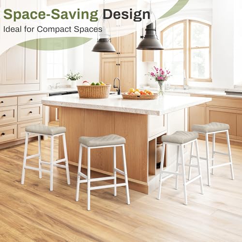 Butacos de Barra Altos para Cocina, Juego de 4, Asiento en Cuero Sintético PU con Diseño de Silla de Montar y Patas Metálicas Blancas, Color Beige Claro Gris miniatura 5
