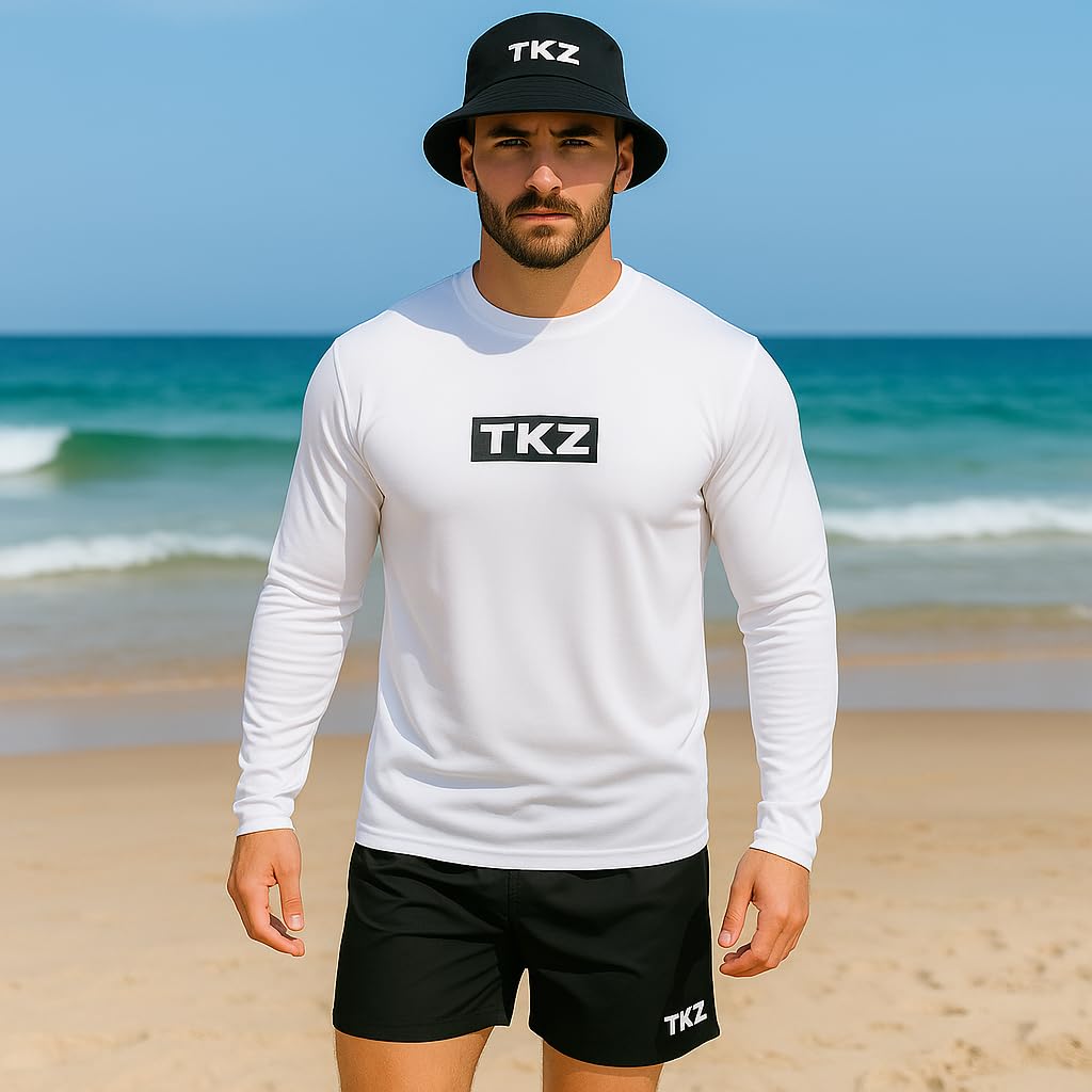 Kit Praia TKZ Short de Praia + Camiseta Térmica Manga Longa + Chapéu Bucket em promoção! Veja a oferta e mais achadinhos de Moda praia 9 Hoje é o melhor dia para comprar Kit Praia TKZ Short de Praia + Camiseta Térmica Manga Longa + Chapéu Bucket com aquele preço maroto! Promoção! Aproveite a oferta! 9