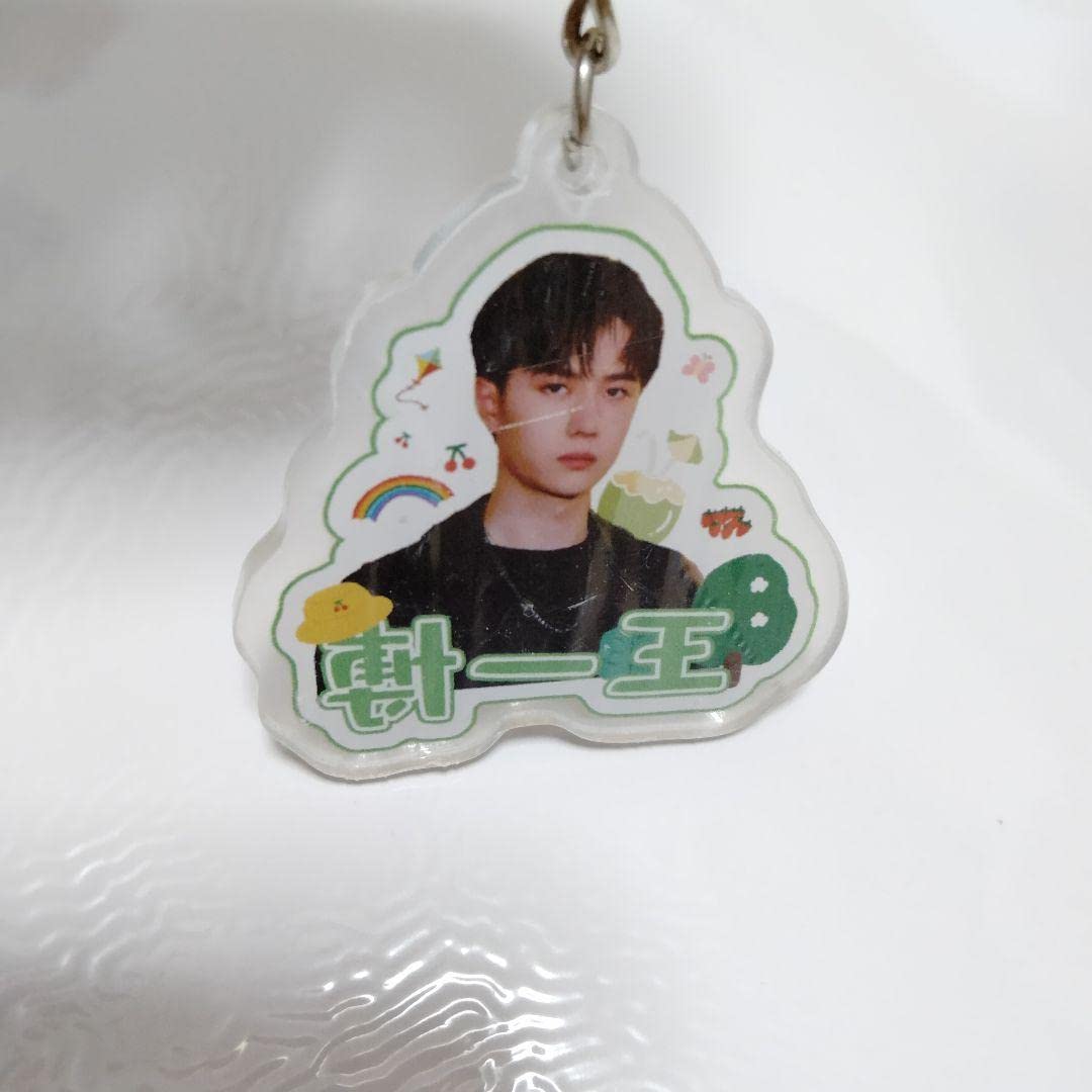 Amazon.co.jp: ①王一博 キーホルダー ワンイーボー 陳情令 肖戦 肖战