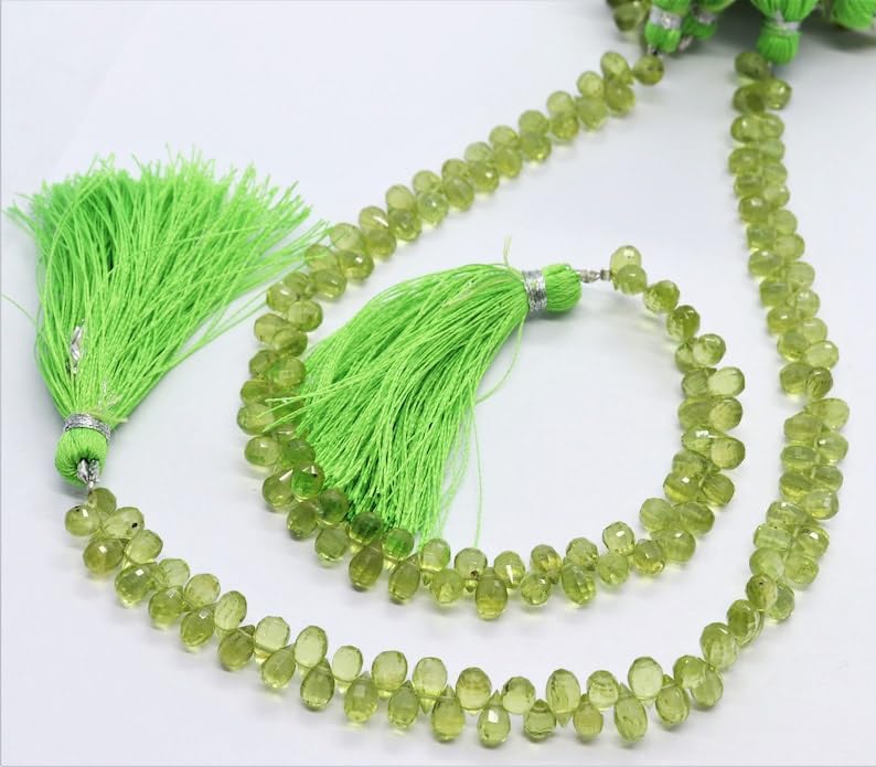 Péridot perles à facettes poire 4x6mm pour création bijoux collier