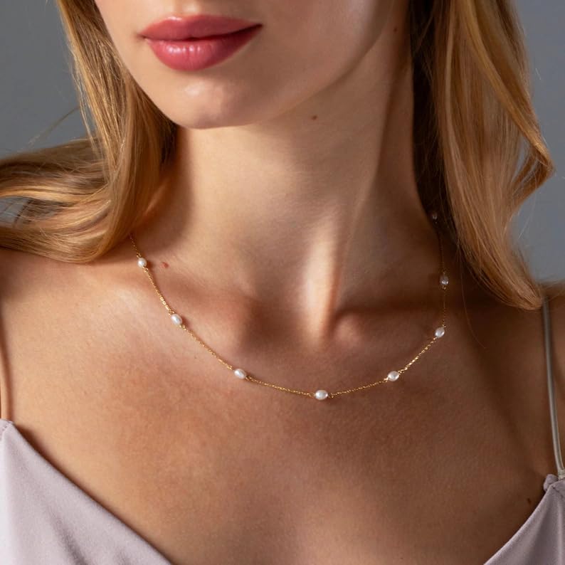 Dainty Gold Pearl Necklaces for Women,Smilebelle Daisy Pearl Necklace Single Simple White Pearls Choker Necklaces Handmade Pearl Jewelry Bridesmaid Gifts - Image 2