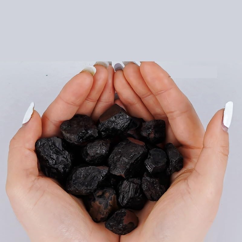 WHZHDMA Bulk Natural Crystal Rough Stone Natural Common Pyroxene Crystal Rough Stone Ornaments Mineral Specimen Aromatherapy Diffuser Stone Rocks Stones and Crystals