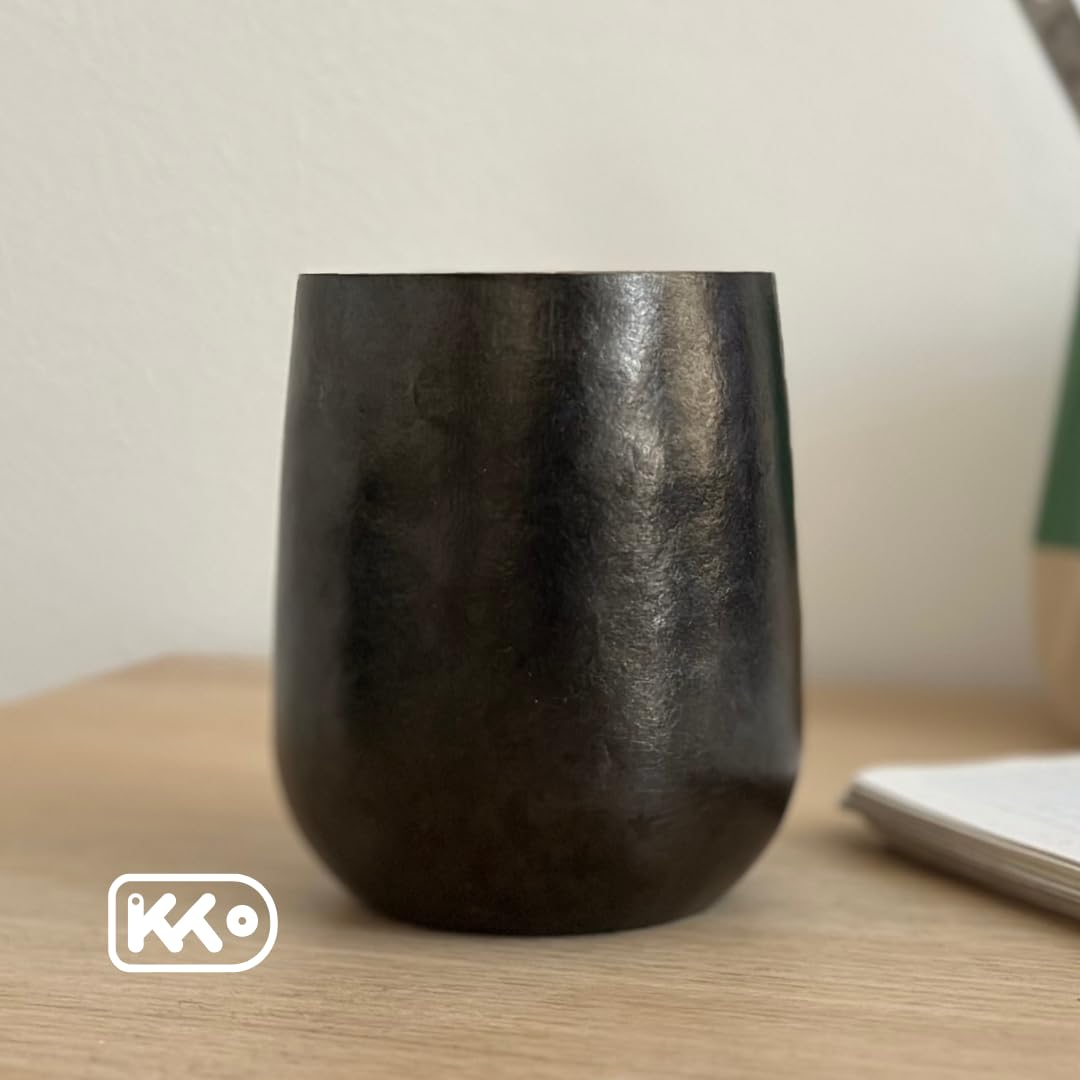 IKKO Titanbecher 240ml (Schwarz) – Hochwertiger Doppelwandiger Trinkbecher | Reines Titan, Geschmacksneutral, Zeitloses Design | Für Kaffee, Tee, Cocktails & den täglichen Gebrauch