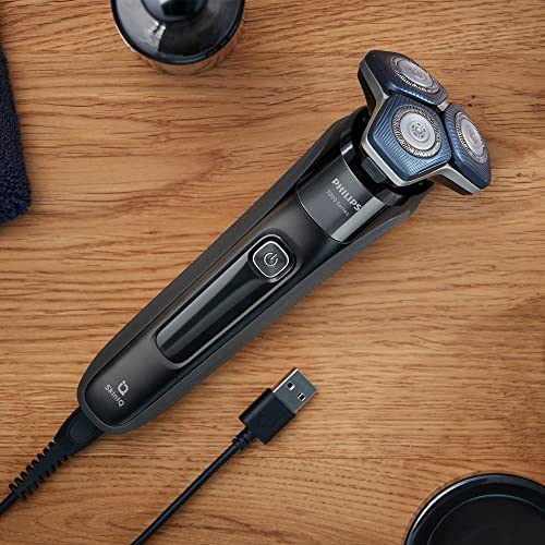 Philips Series 7000 Wet & Dry Electric Shaver for Men - Image 7