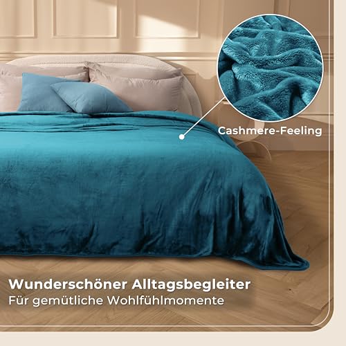 Gräfenstayn® Kuscheldecke Cashmere-Feeling - super weich & flauschig - Dicke & warme Fleecedecke - kuschelige Sofadecke, Wohndecke & Tagesdecke - Überwurf Decke Sofa, Couch (Petrol-Grün, 150x200 cm)