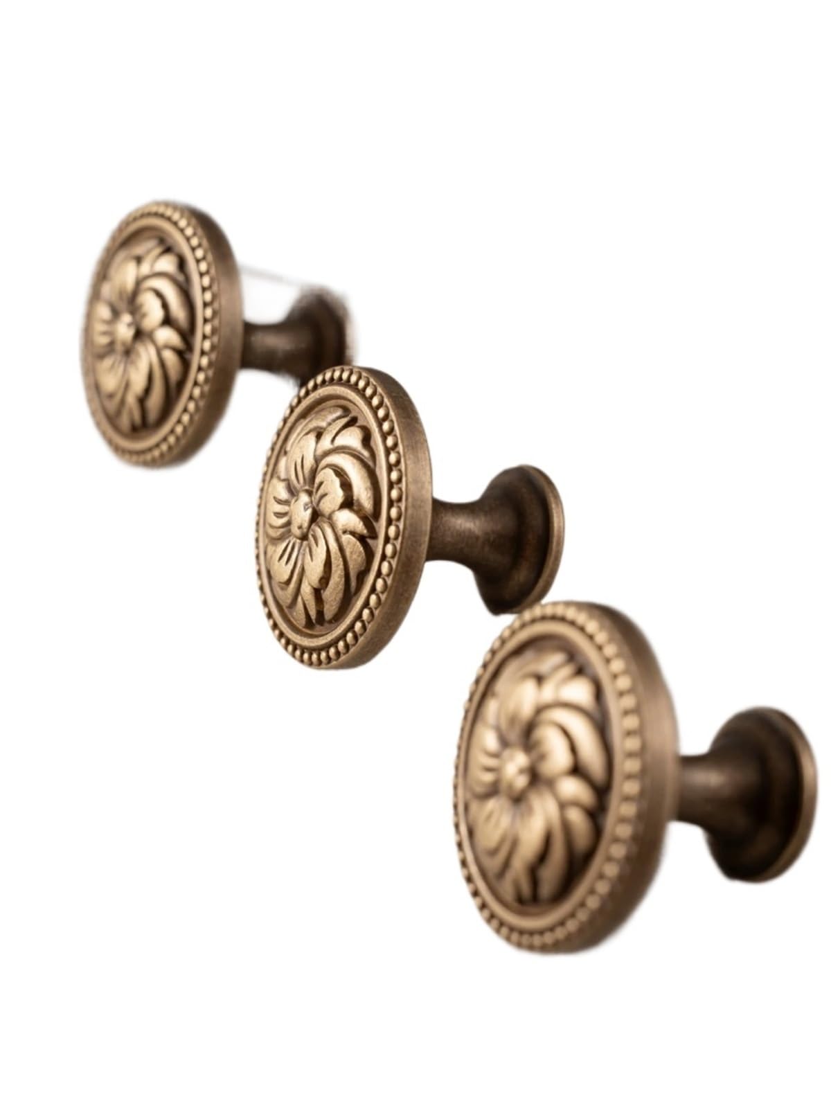 Gwyzax Knob-32Mm Antique Cabinet Pulls Antique Brass Drawer Knobs Solid Round Single Hole Flower Cabinet Pull