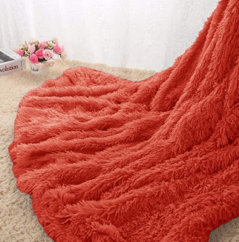 Image of Shaggy Faux Fur Fabric, Super Soft, 6 X 5 Feet (Red)