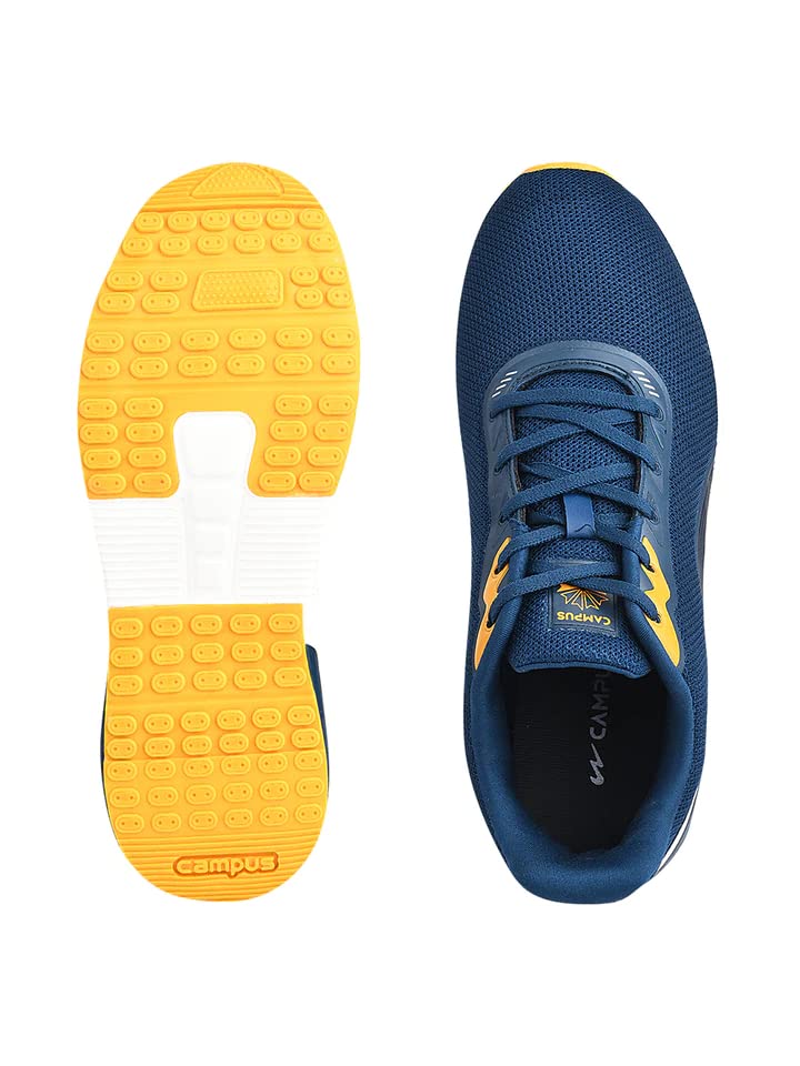Image of Campus Men Solid Running Shoes