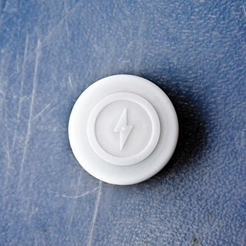 Radius Networks Radbeacon Dot - Proximity Beacon With Eddystone, Ibeacon And Altbeacon Technology