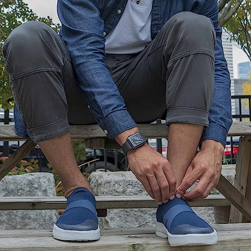 OOFOS Men's OOmg Low Slip-On Recovery Shoe3