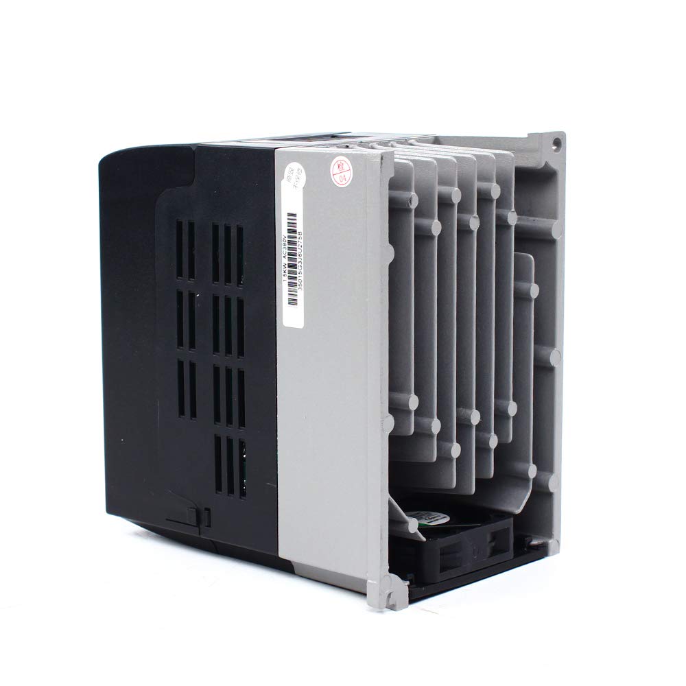 Unidad de frecuencia variable, 2,2KW 380V monofásico Variador de frecuencia, 1,15 kg Controlador de velocidad Motor, VFD para Motor Trifásico 2,2 KW AC Motor monofásico