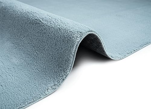 the carpet Relax Moderner Flauschiger Kurzflor Teppich, Anti-Rutsch Unterseite, Waschbar bis 30 Grad, Super Soft, Felloptik, Blau, 140 x 200 cm