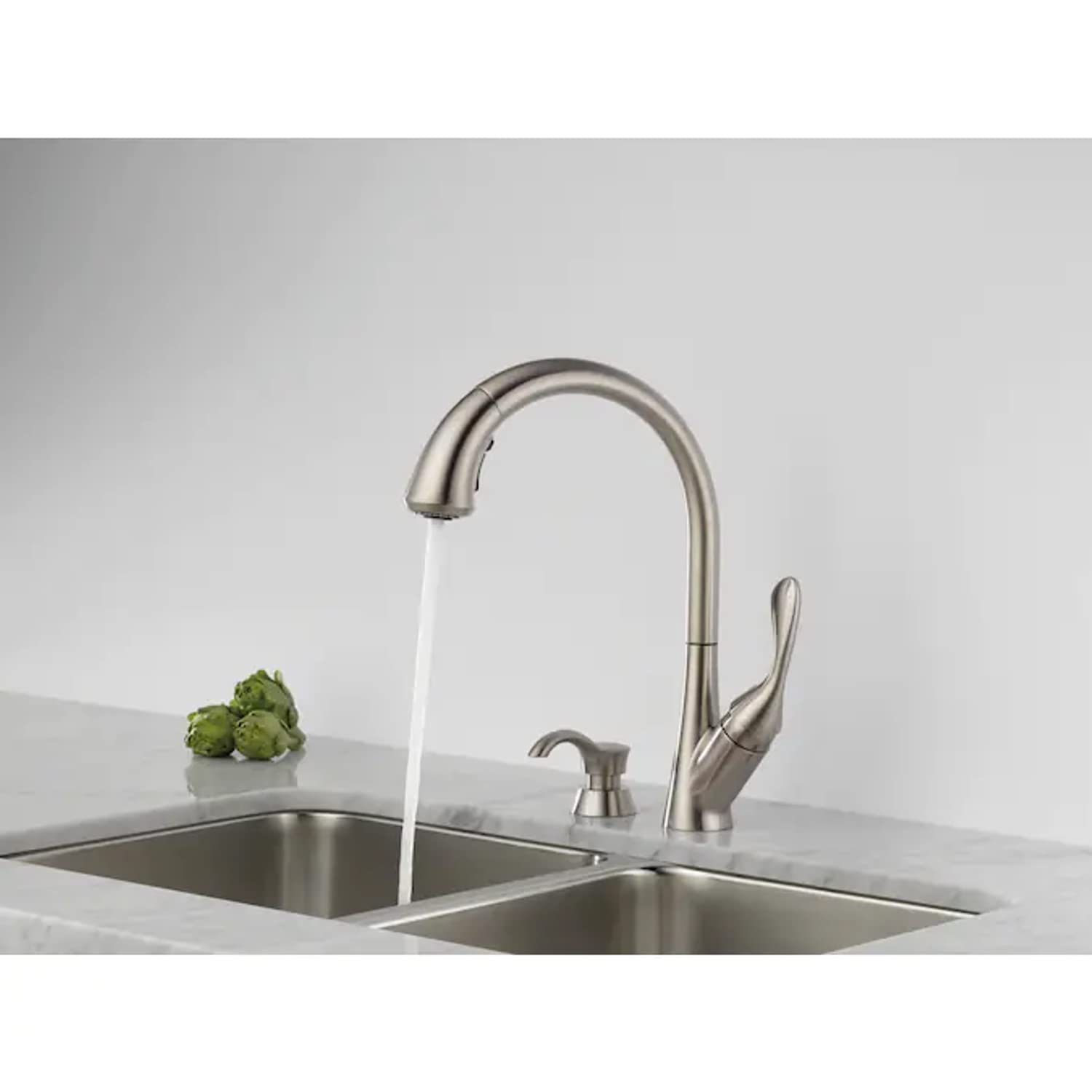 タナトス DELTA FAUCET CO Ashton, Stainless Finish, Single Handle, High Arc