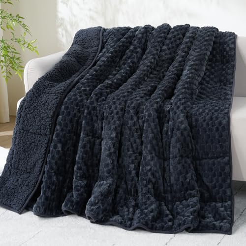 Image of Drewin Weighted Blanket Queen Size 20lbs, Soft Cozy Jacquard Sherpa Weighted Blanket for Adults, 60 x 80 inches Bed Blanket for Sleeping, Cozy Fluffy Knitted Heavy Blanket, Grey Blue