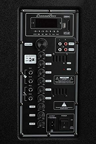 Pahareup-hareup view of the DiamondBoxx PA15 speaker's control panel, showing various knobs, buttons, and input ports.