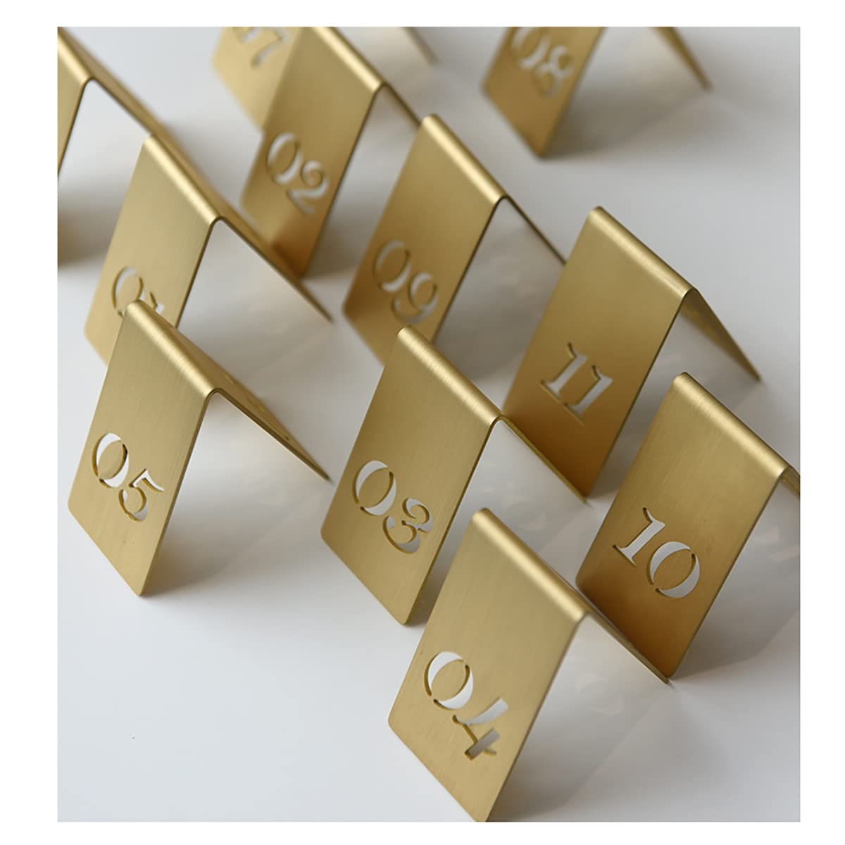 GTHTUHFD Table Numbers Restaurant 1-10, Brass Cutout Table Numbere Place Cards For Weddings, 40X65Mm Wbirthday Banquets Restaurant Bars Chotel Signs