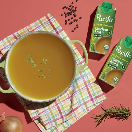Pacific Foods Low Sodium Organic Free-Range Chicken Broth, 8 oz Carton (4 Pack)