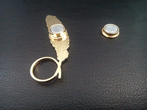 Image of NOUMANDA Shiny Golden Animal Feather Magnetic Eyeglass Holder Brooch