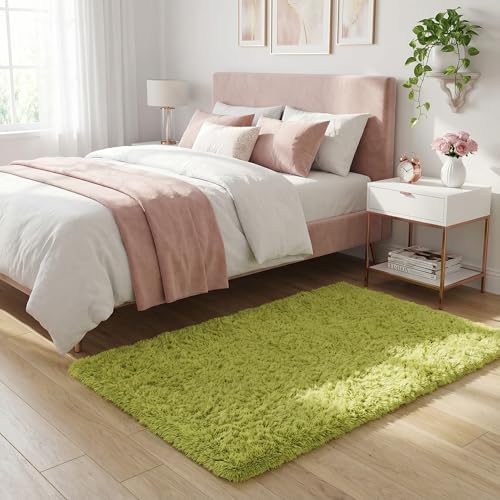 Merelax Fluffy Shaggy Small Green Throw Rug, 2x4 Soft Bedside Rug Runner Rugs for Indoor Entryway Door Decor, Mini Fuzzy Plush Area Rug, Non-Slip Shag Catpet for Livingroom Doormat Home Aesthetic