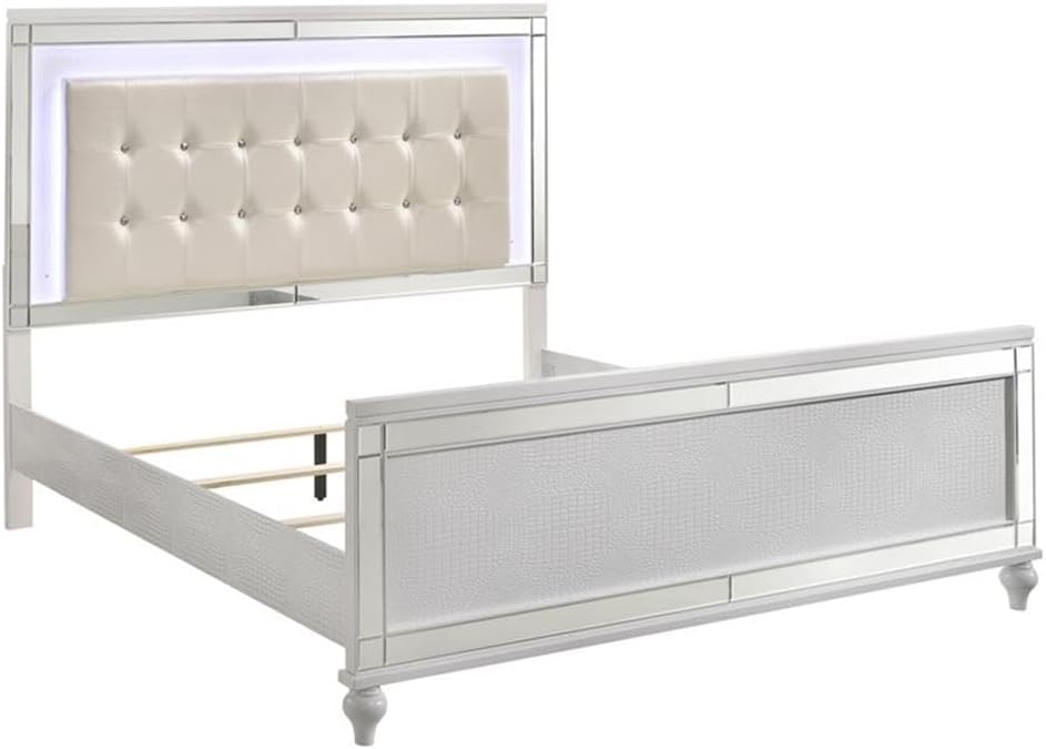 New Classic Valentine 4-Piece Wood Queen Bedroom Set with Nightstand in White