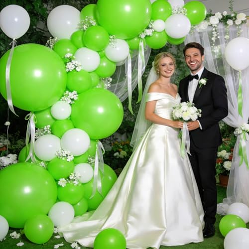 Image of 32Pcs Light Green Big Balloons 18 Inch, Green Round Large Latex Party Balloons for Birthday Wedding Decorations.