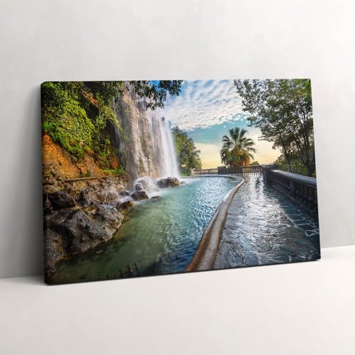 Image sur Toile Cascade du Parc de la Colline du Château 60x40cm Décoration Murale Peinte