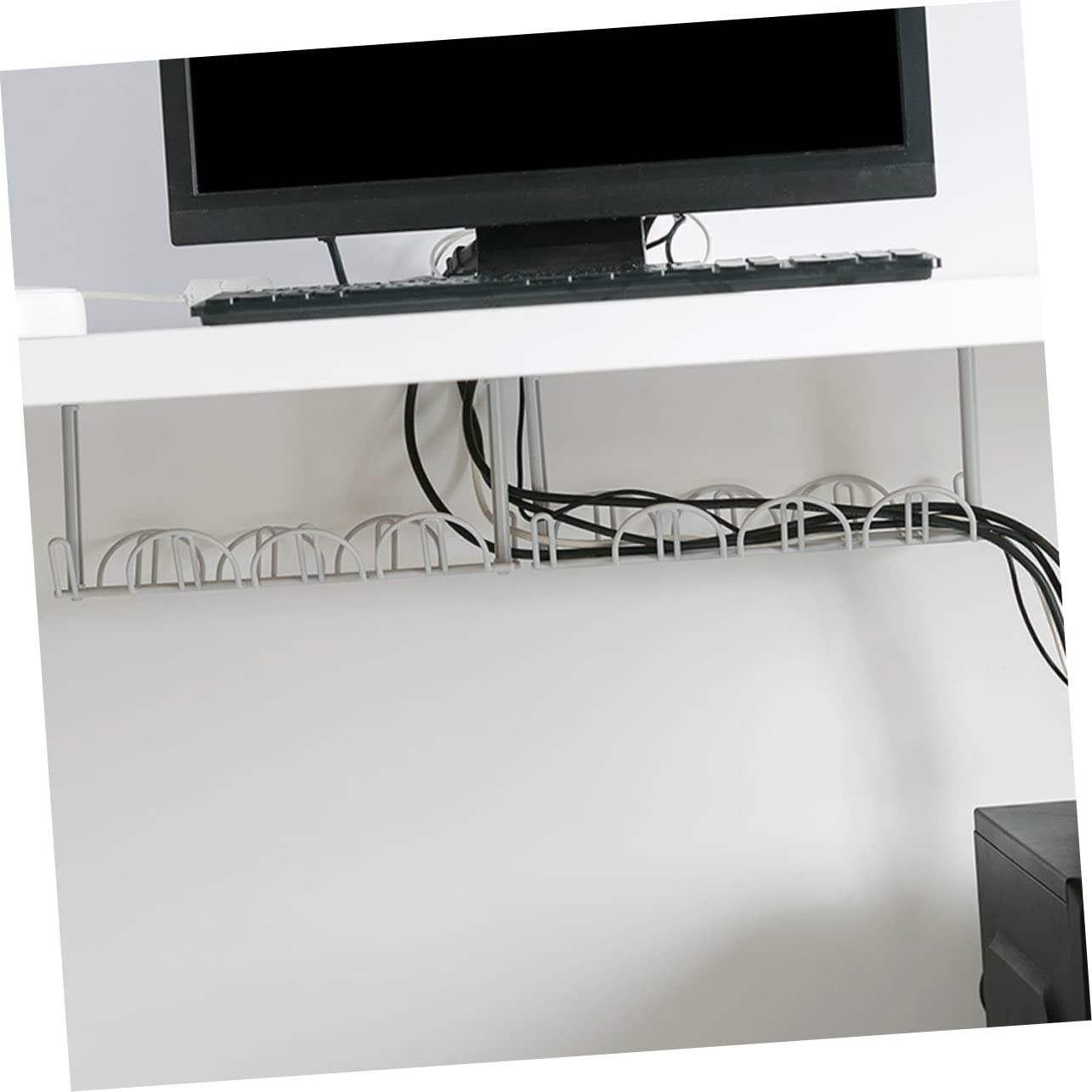 Organizador de Cables de Hierro Blanco Debajo del Escritorio para Regletas | Malla Resistente, Instalación Sencilla, Mantiene Adaptadores y Cables Ordenados, para Dormitorio y Sala