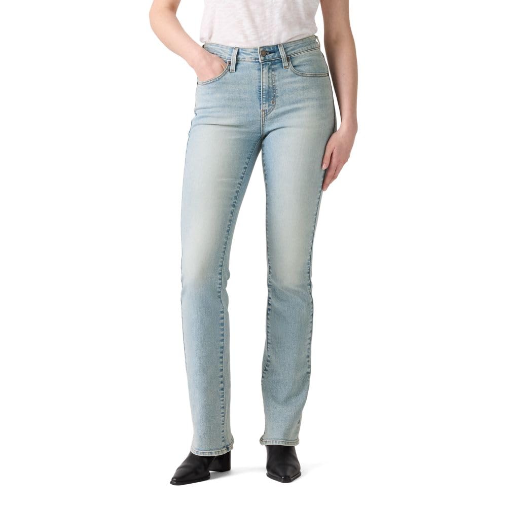 

                                                    Levi's Women's 725 High Rise Bootcut Jeans (Also A