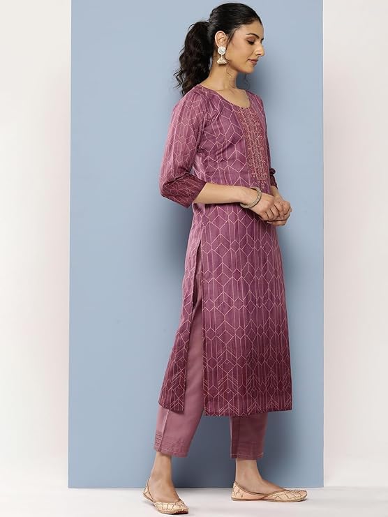 Image of Libas Gerua Embroidered Silk Blend Straight Kurta With Trousers and Dupatta