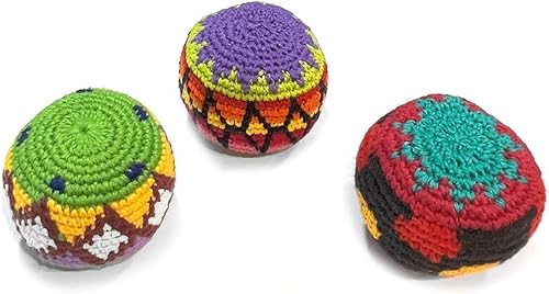 Miniatura 3 de Crochet Hacky Ball Kick Sack - Bolsa de pie multicolor con patrón geométrico  Juguetes guatemaltecos hechos a mano  Surtido a granel de 3, 6, 12 o 24