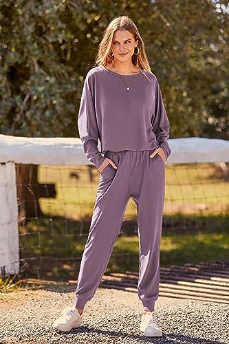 Image of PRETTYGARDEN Women's Fashion Outfits 2 Piece Sweatsuit Solid Color Long Sleeve Pullover Long Pants