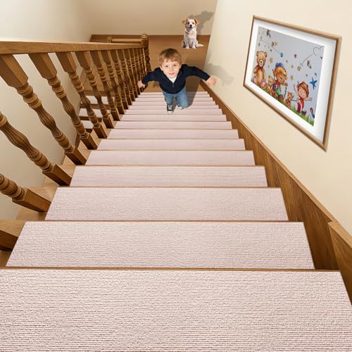La mejor selección de Alfombras de escalera los mejores 5. 43 Paquete de 18 pisadas antideslizantes para escaleras de madera en interiores, 8 x 30 pulgadas, pelar y pegar alfombras para escaleras de madera, caminos de escalera reutilizables...