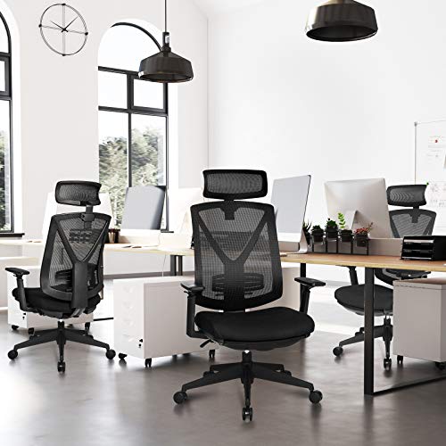 SONGMICS Sedia da Ufficio Ergonomica, Sedia da Scrivania con Poggiapiedi Allungabile, Meccanismo di Inclinazione (90-135°), Poggiatesta Regolabile, Portata 150 kg, Nero OBN61BKV1