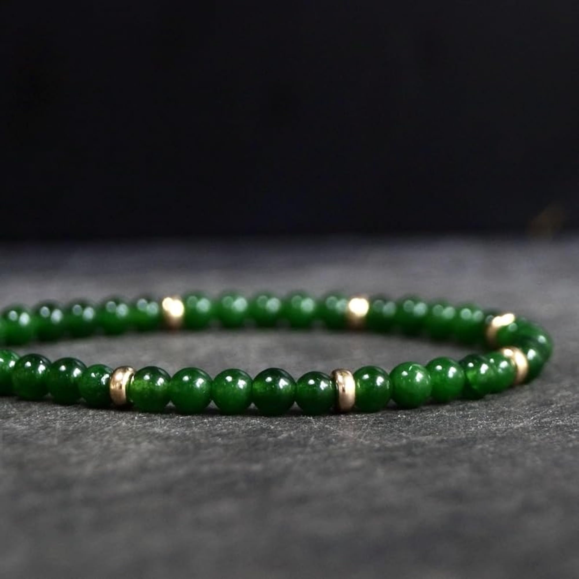 Green Jade Round Beaded Bracelet, Smooth Green Stones, Adjustable Unisex