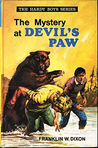 Mystery at Devil's Paw 0001605356 Book Cover
