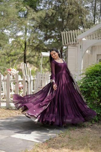 Image of Dresser Women's Embriodered Round Neck Flared Anarkali Kurta Set