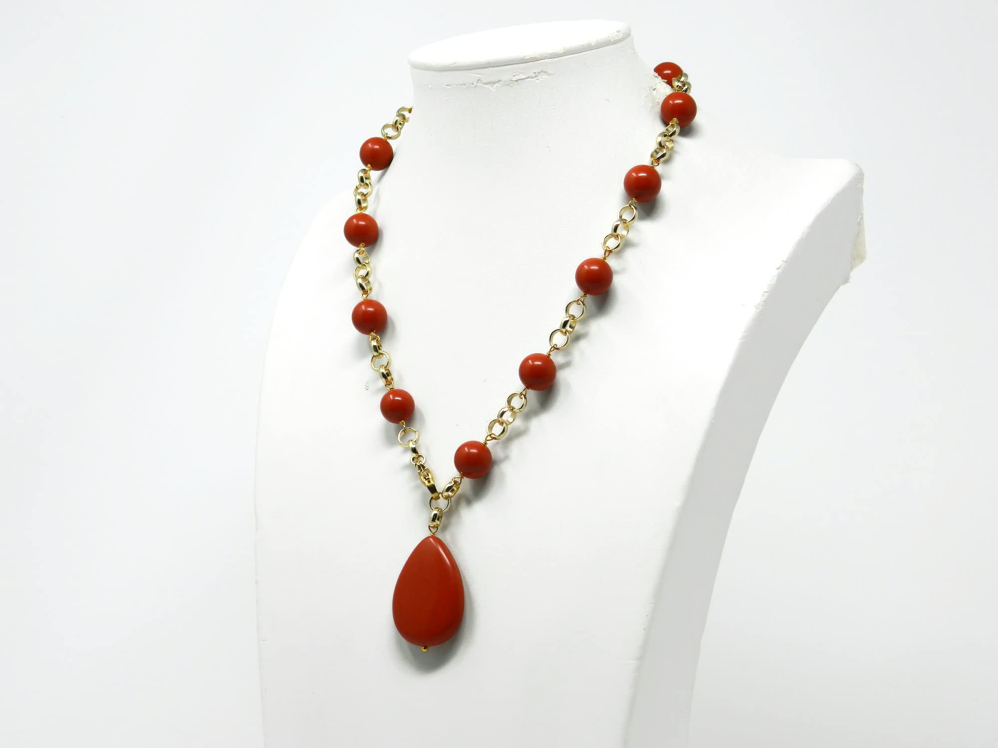 Collana girocollo donna in pasta di corallo rosso Sardegna – Palline 12 mm e goccia piatta 25x35 mm – Catena dorata 48 cm – Handmade Made in Italy – Anallergica Nickel-Free - DodiGioielli